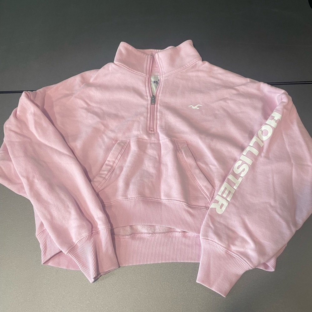 Cropped Hollister Sweatshirt